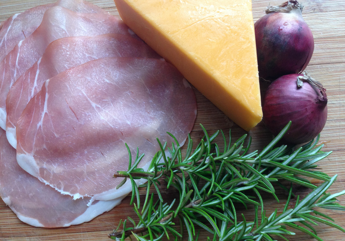 Flatbread bacon cheddar ui sidepic