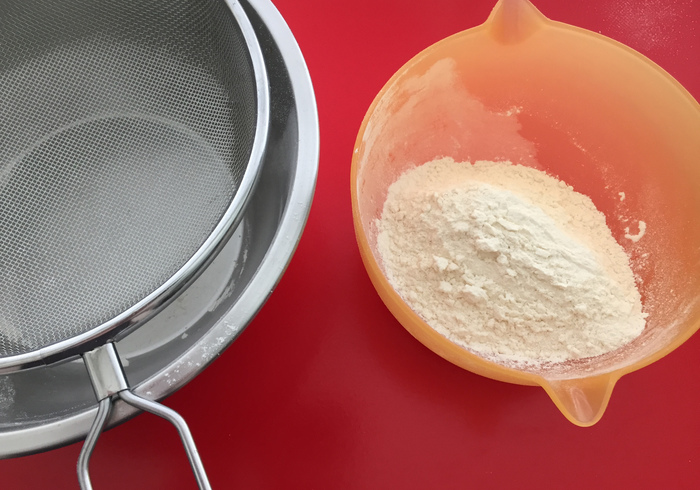 Bu%c3%b1uelos appel frambozen coulis 12