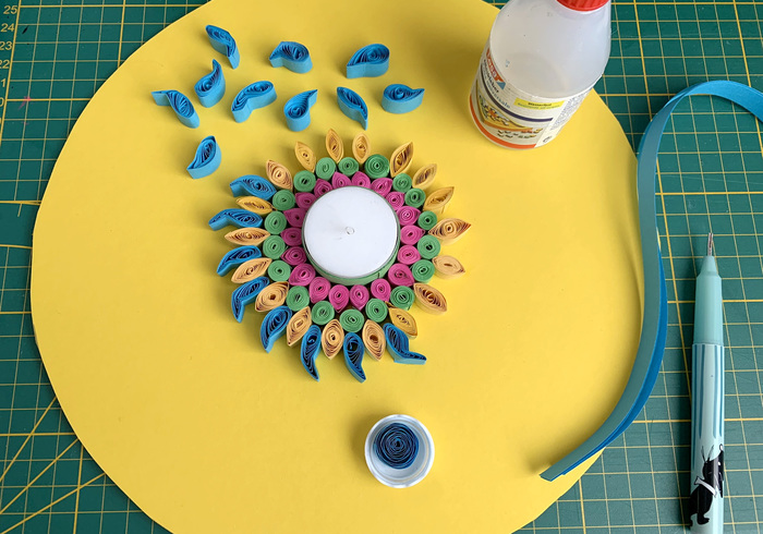 Quilling a rangoli 20