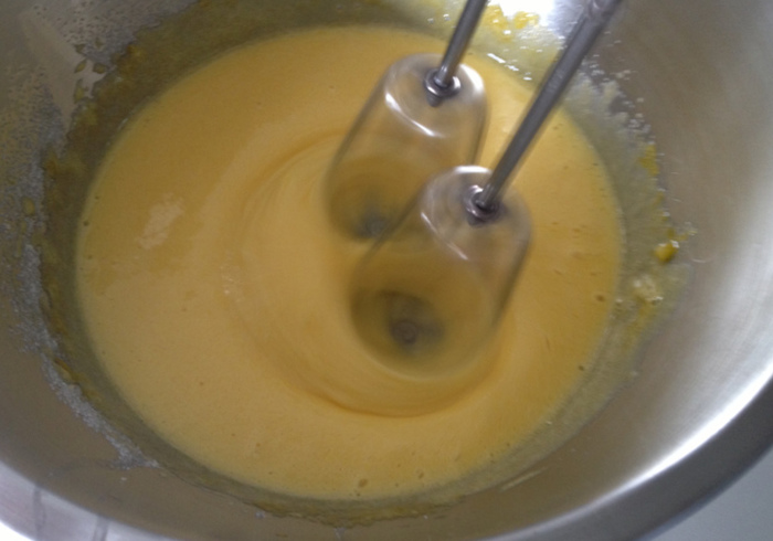 Pistachio ice cream 04