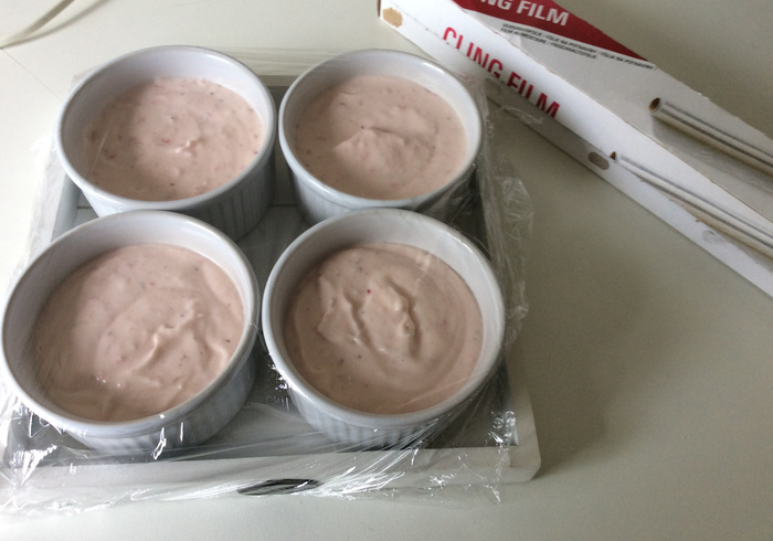 Strawberry mousse 10