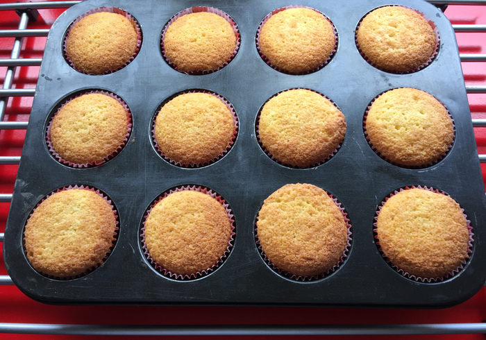 Bakewell cupcakes 10
