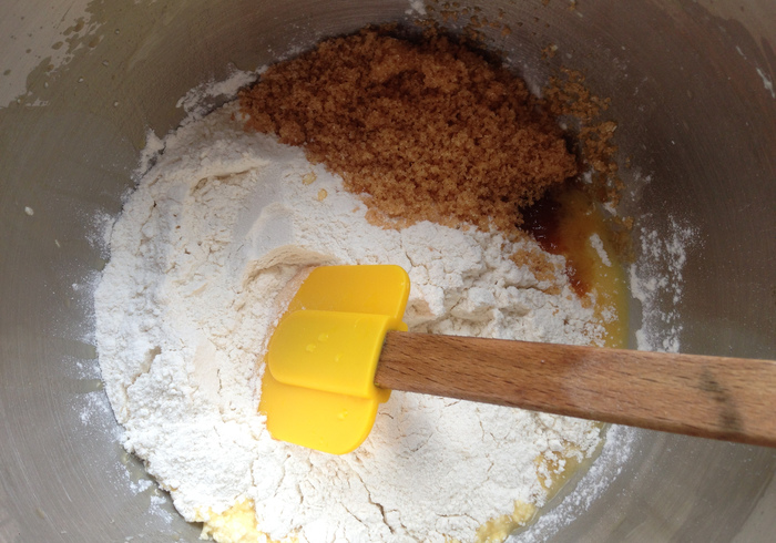 Mini witte chocolade muffins 04