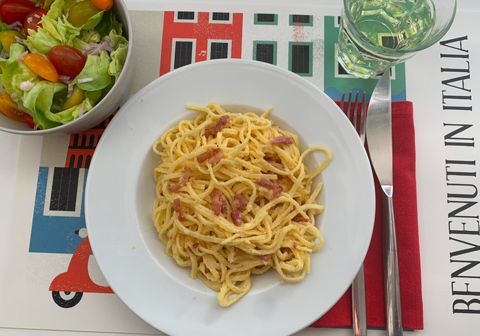 Spagetti carbonara sidepicll