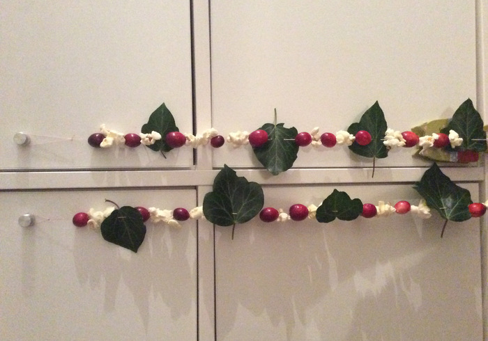 Christmas garland 06