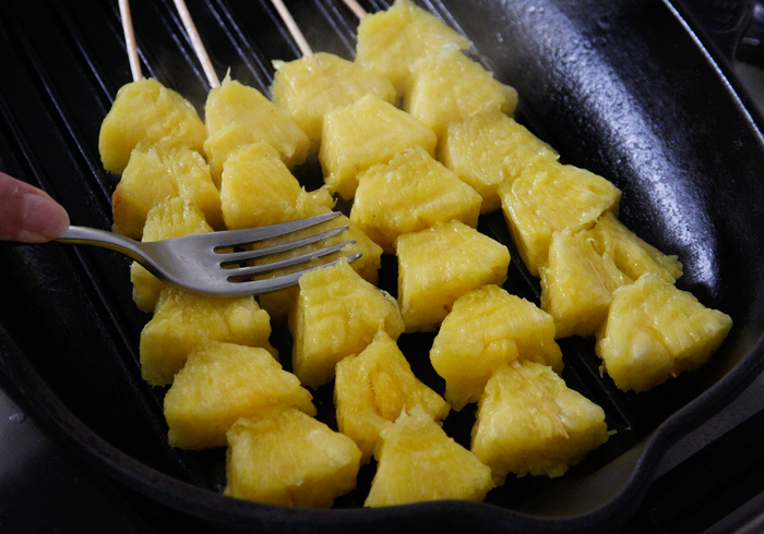 Grilled pineapple 04