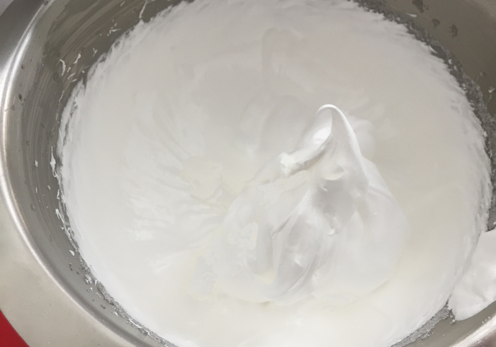 Meringue christmas wreath 10