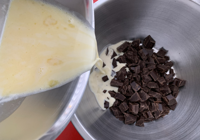 Chocolate amaretto truffels 04