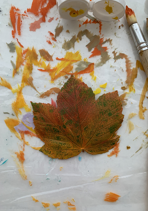 Herfstblaadjes verven 08