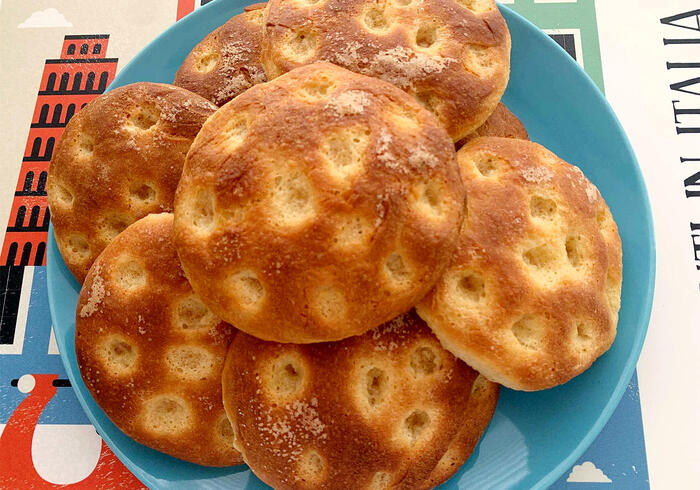 Zoete mini focaccia broodjes sidepicll