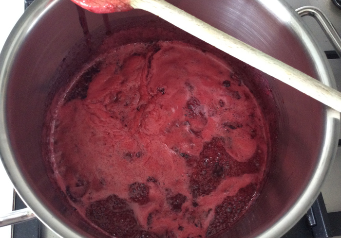 Cherry jam 07