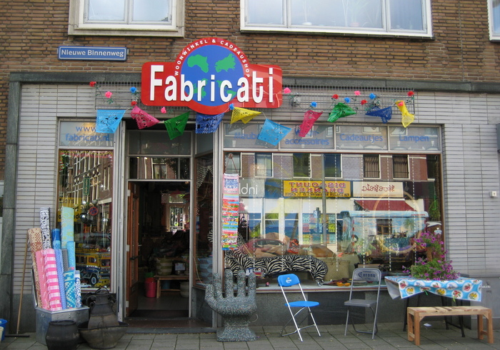 Fabricati thee side