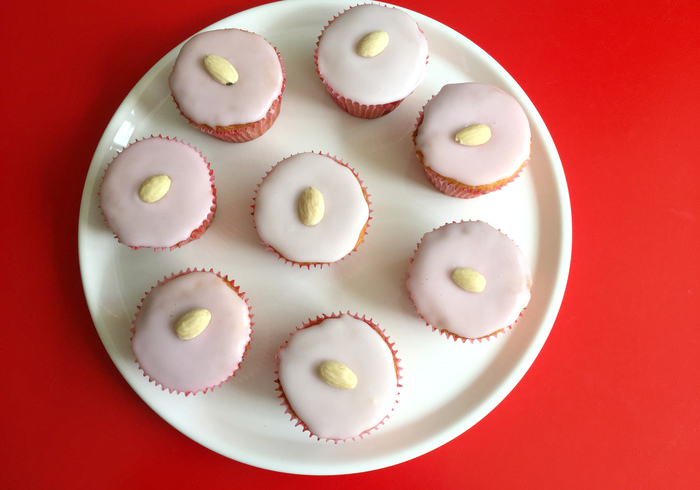 Bakewell cupcakes home