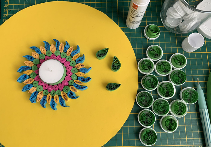 Quilling a rangoli 21