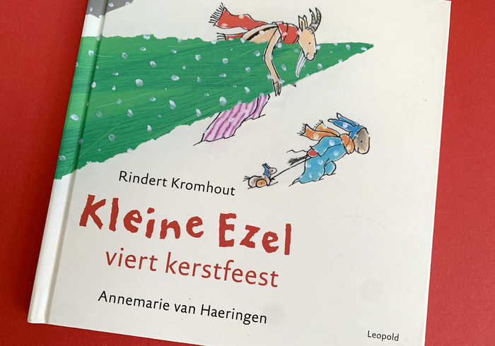 Kleine ezel viert kerstfeest sidepic