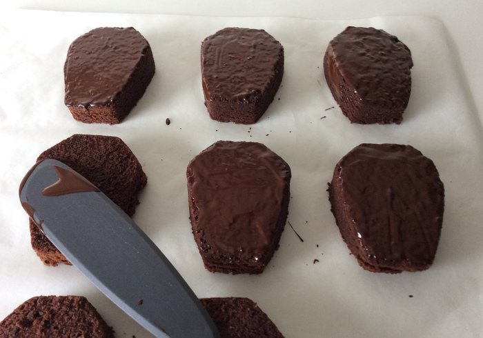 Halloween brownies 19
