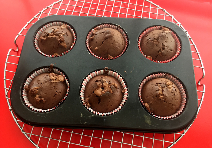 Hello kitty muffins 16
