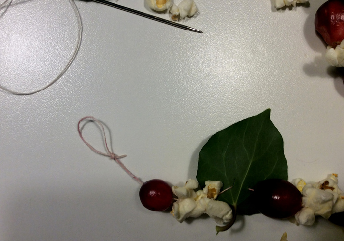 Christmas garland 05