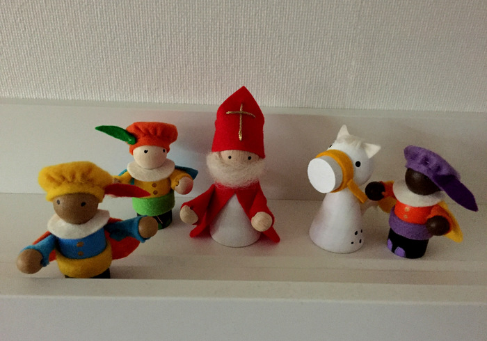 Sint pieten peg dolls sidepicll