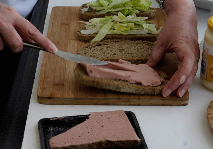 Pate cranberry sandwich 01