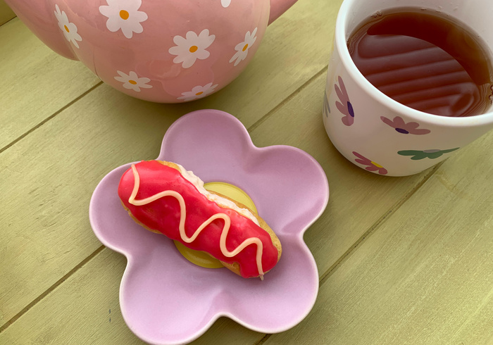 Mini raspberry eclairs homepage
