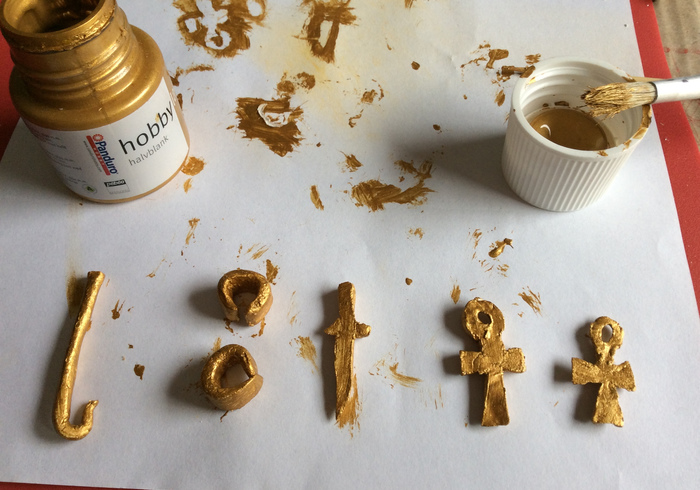 Gouden voorwerpen 11