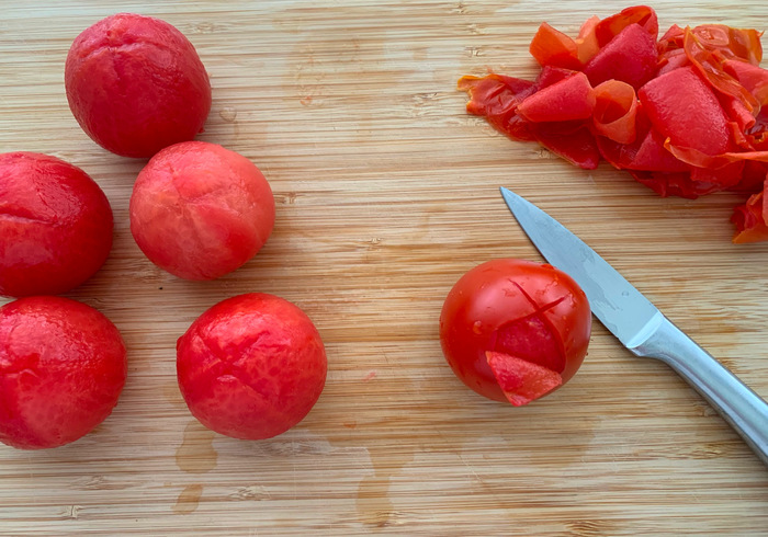 Zo pel je tomaten 05