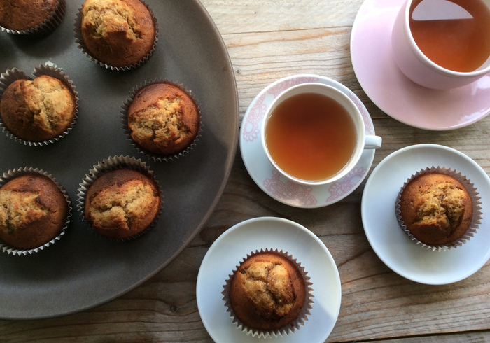Cinnamon muffins with syrup home