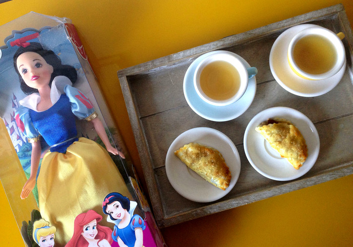 Snow white's apple dumplings home