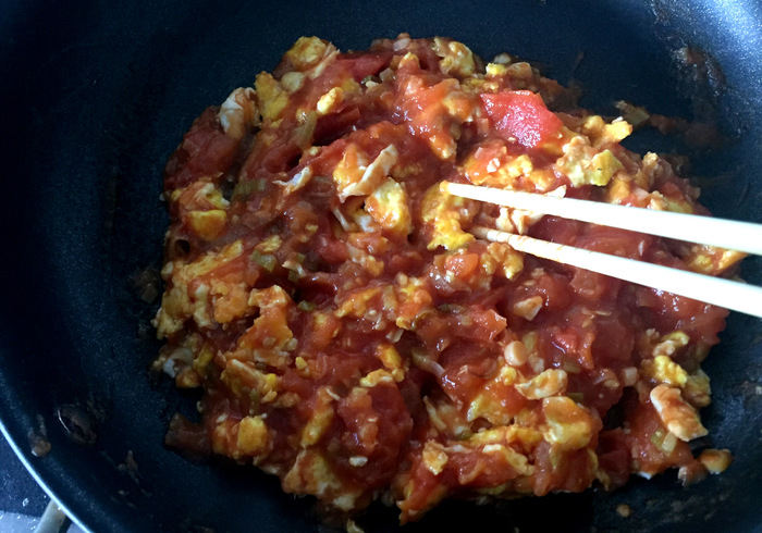 Noodles with egg tomato sauce 12