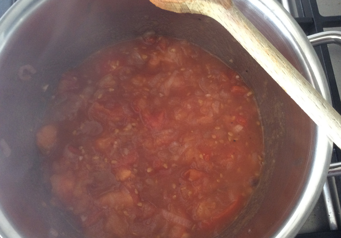 Spicy tomato chutney 05