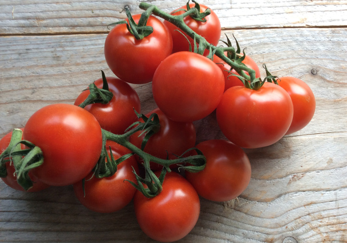 Zo pel je tomaten sidepic