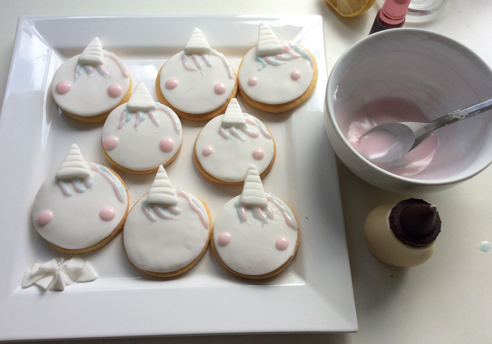 Unicorn biscuits 05