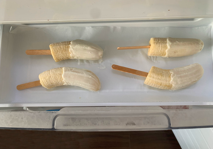 Bevroren bananen lollies 07