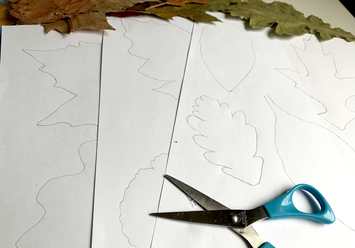 Herfstblaadjes knippen 02