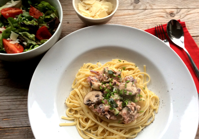 Linguini with salmon promo