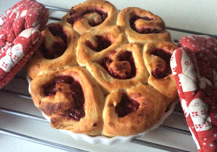 Cranberry buns 24