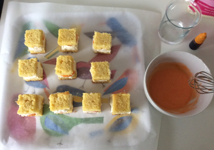 Fondant fancies 19