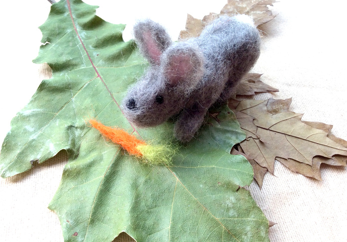 Needle felt bunny home