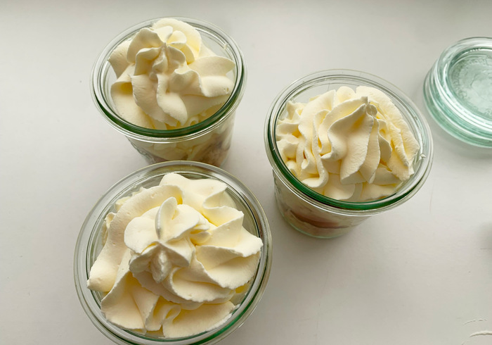 Banoffee trifles 05