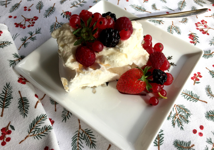 Meringue christmas wreath sidepicll