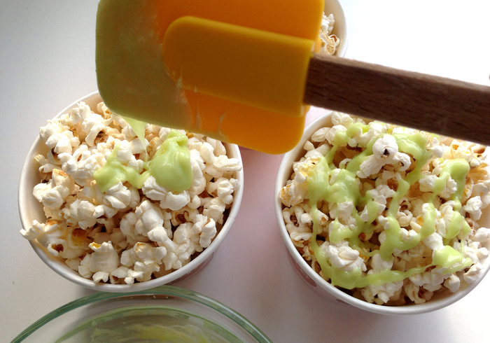 Snotty popcorn 12