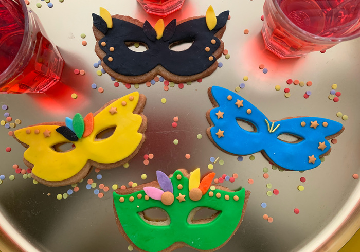 Carnavals koekjes sidepicll