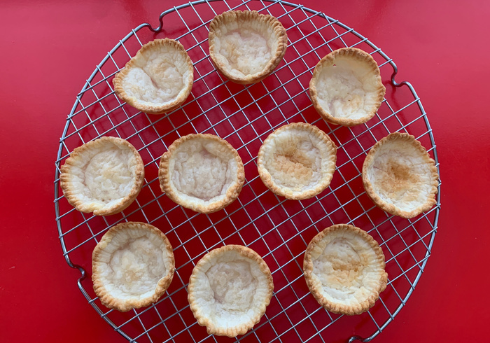 Pasticcini al limone e fragole 12