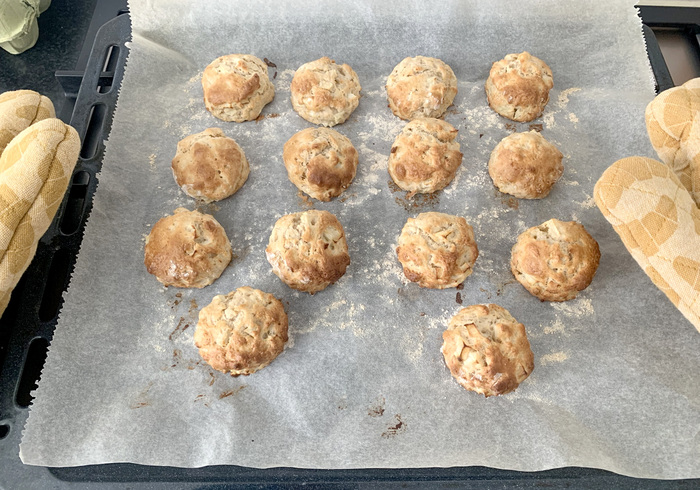 Apple scones 21