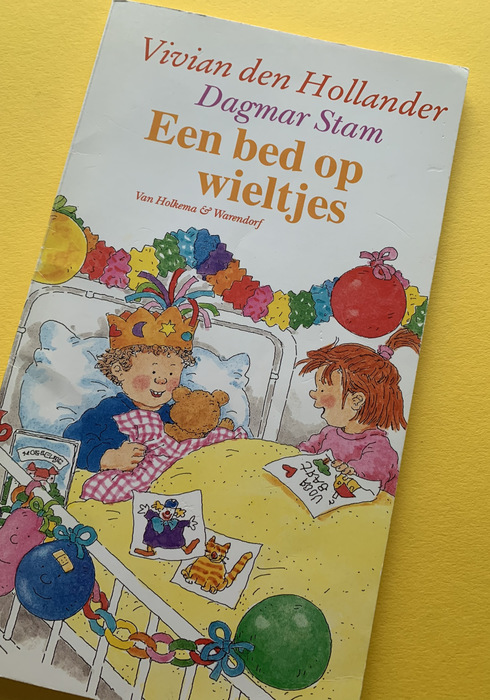 Een bed op wieltjes 01