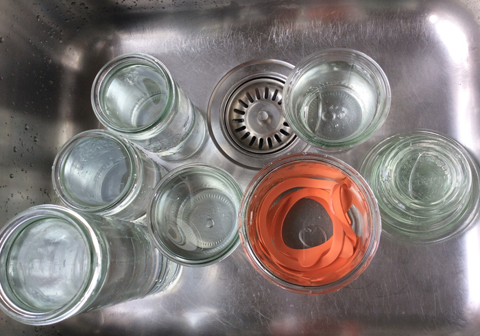 Sterilizing jars 02