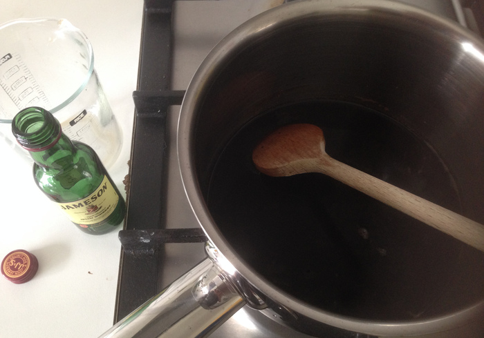 Bbq sauce sidepic 05