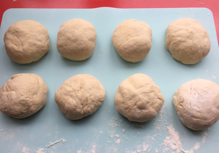 Medieval manchet rolls 17