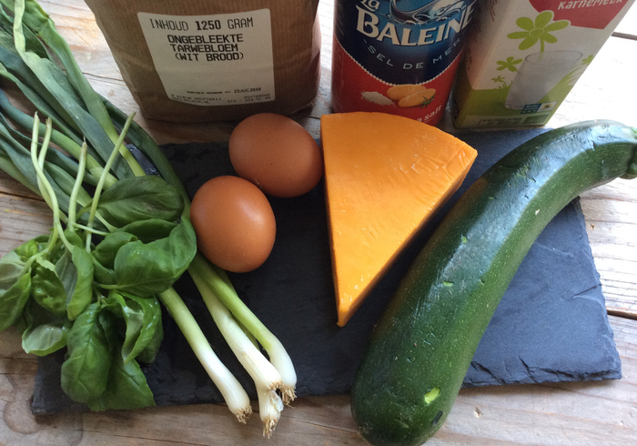 Courgettte cheddar basil breads sidepic